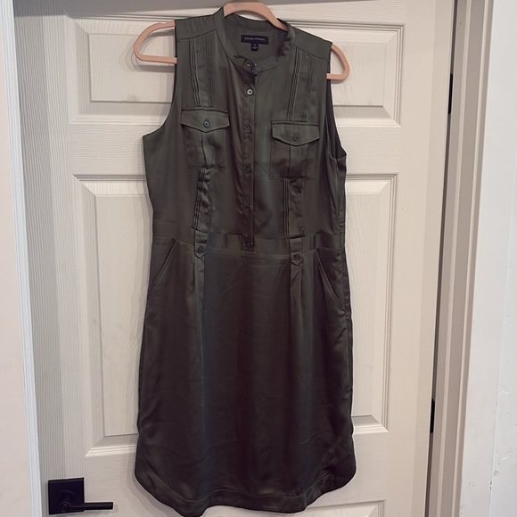 Banana Republic dress - Picture 4 of 4